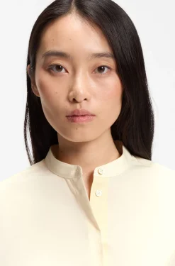 Regular-fit blouse in cotton poplin with concealed placket