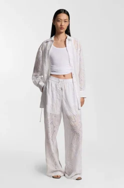 Regular-fit blouse with embroidered flowers