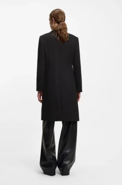 Regular-fit coat in wool with peak lapels