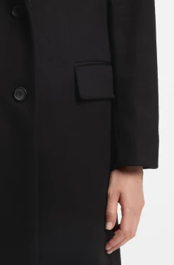 Regular-fit coat in wool with peak lapels