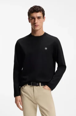 Regular-fit cotton T-shirt with subtle logo detail