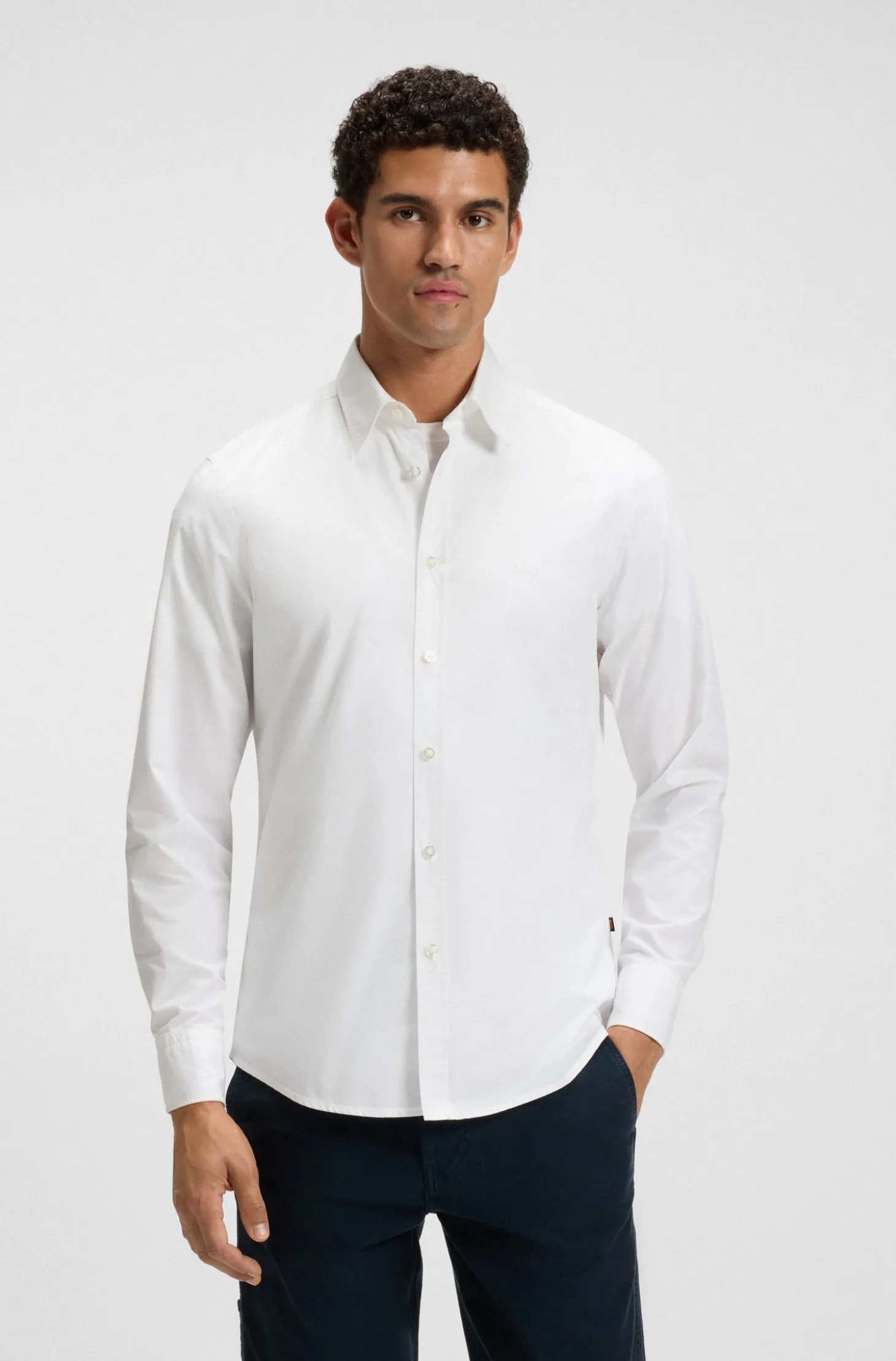 Regular-fit shirt in cotton poplin with embroidered logo