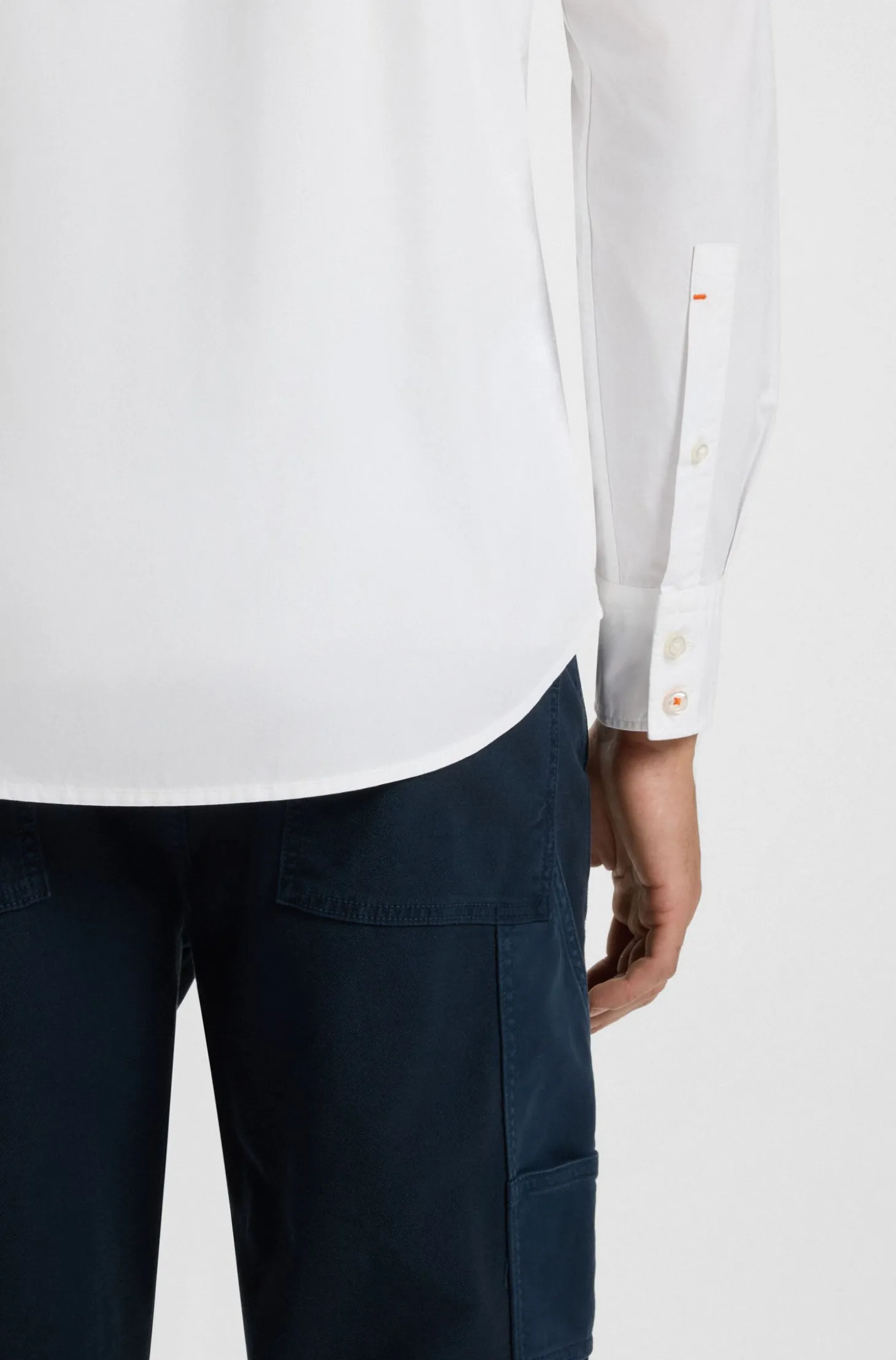 Regular-fit shirt in cotton poplin with embroidered logo