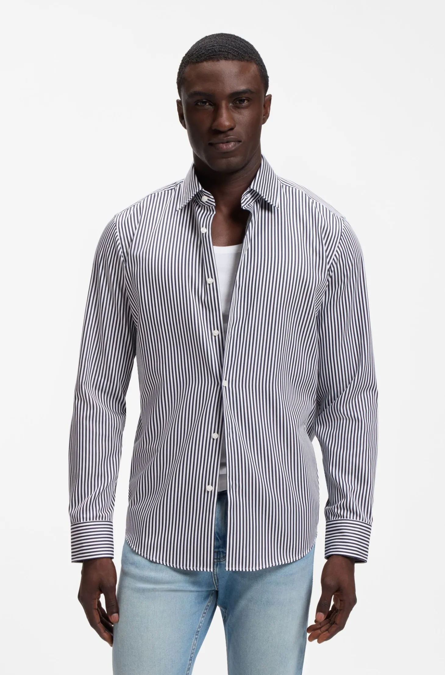 Regular-fit shirt in striped easy-iron cotton