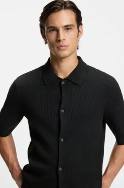 Regular-fit shirt with ribbed structure