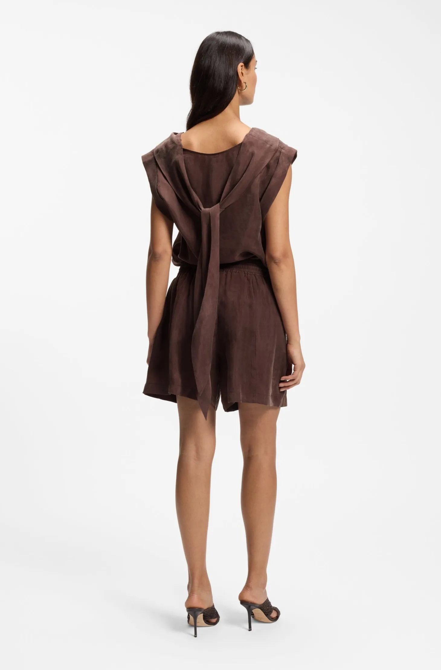 Regular-fit shorts in canvas with drawstring waist