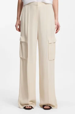 Regular-fit trousers in crepe with cargo pockets