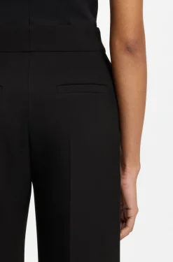 Regular-fit trousers in stretch fabric