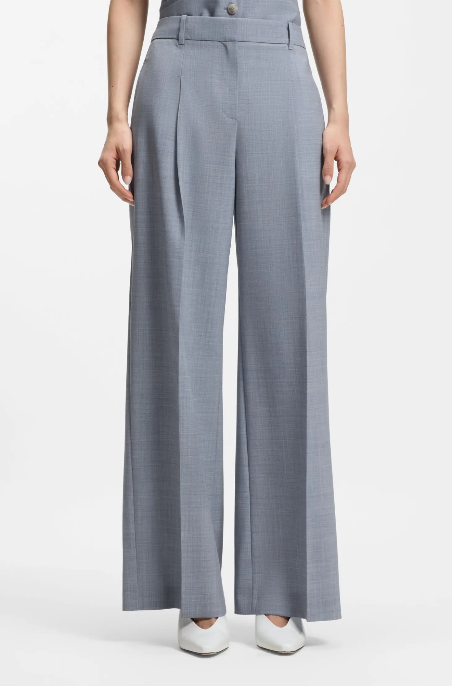 Regular-fit trousers in virgin wool