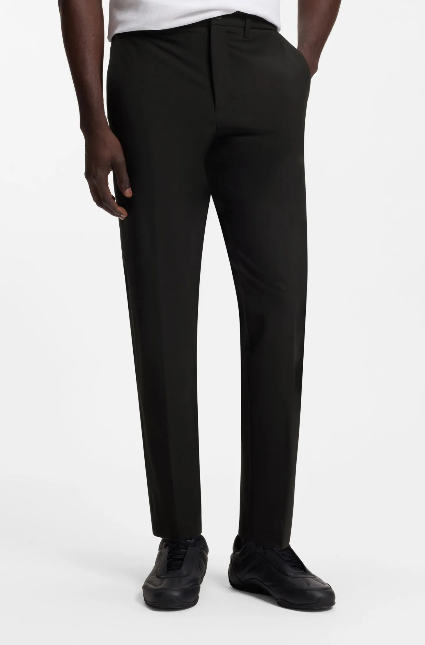 Regular-fit trousers in water-repellent stretch fabric