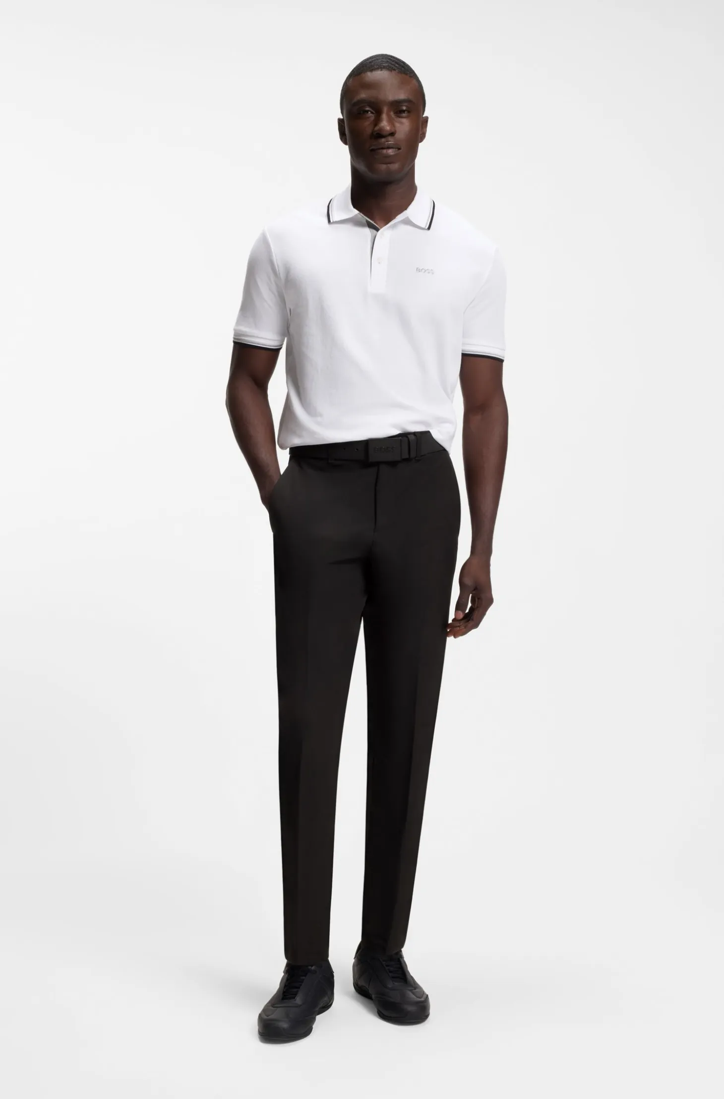 Regular-fit trousers in water-repellent stretch fabric