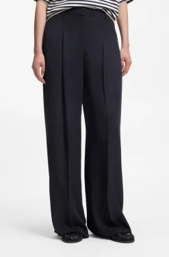 Regular-fit trousers with an extra-long leg