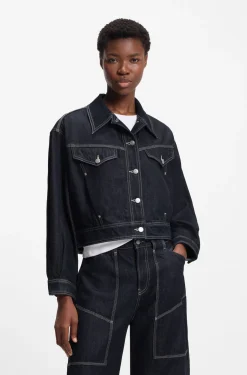 Regular-fit trucker jacket in rinse-washed denim