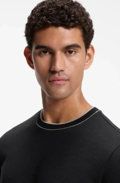 Regular-fit T-shirt in structured cotton with tipping details