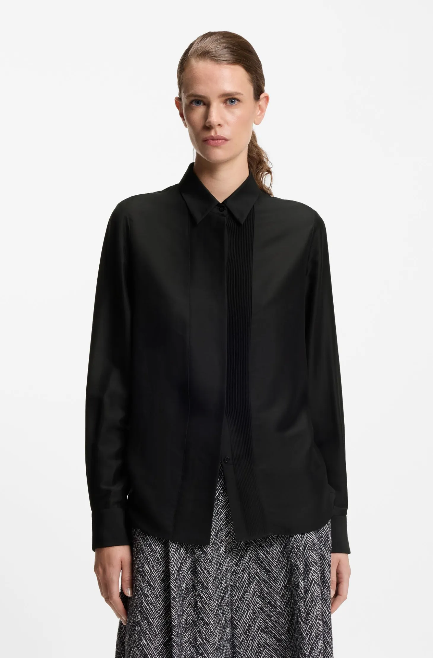 Regular-fit tuxedo-inspired blouse with pintuck pleats