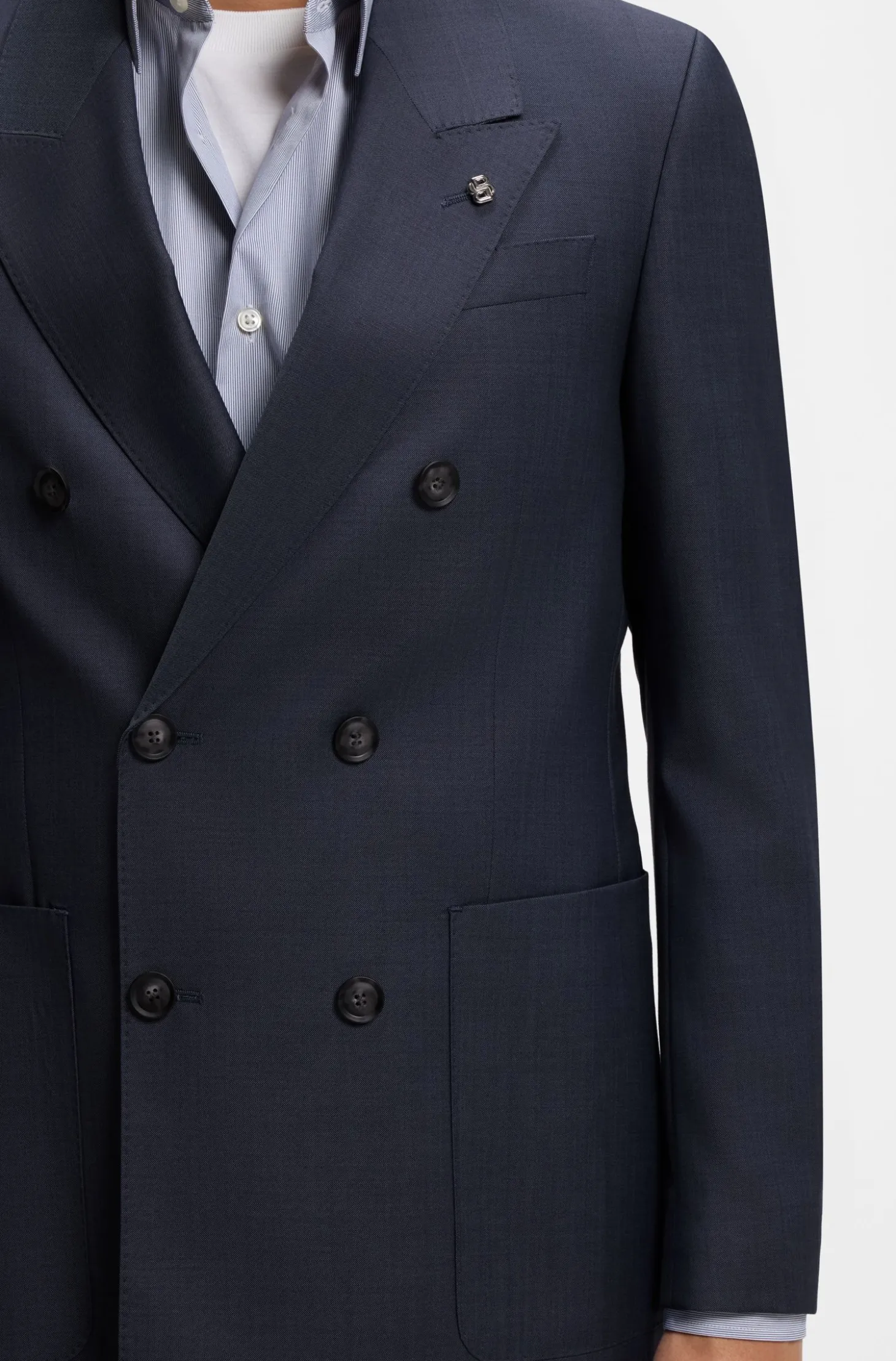 Relaxed-fit blazer in micro-patterned virgin wool