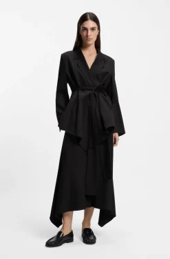 Relaxed-fit blazer in wool-blend gabardine