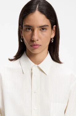 Relaxed-fit blouse in striped cotton poplin