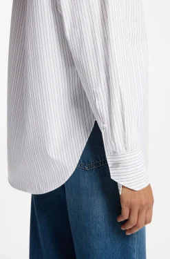 Relaxed-fit blouse in striped cotton poplin