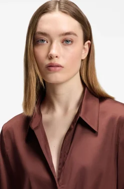 Relaxed-fit blouse with a tie-front feature