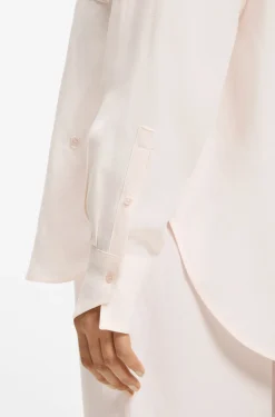 Relaxed-fit blouse with chest pocket