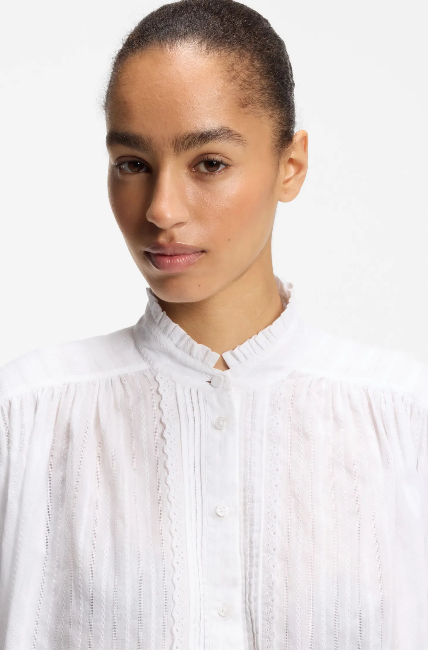 Relaxed-fit cotton blouse with balloon sleeves