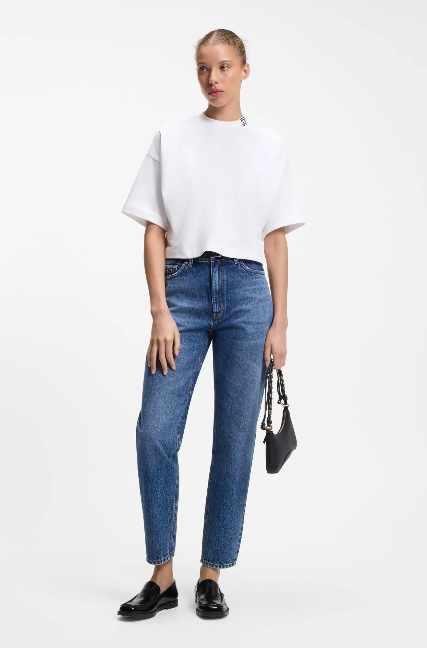 Relaxed-fit cropped T-shirt in cotton with neck logo