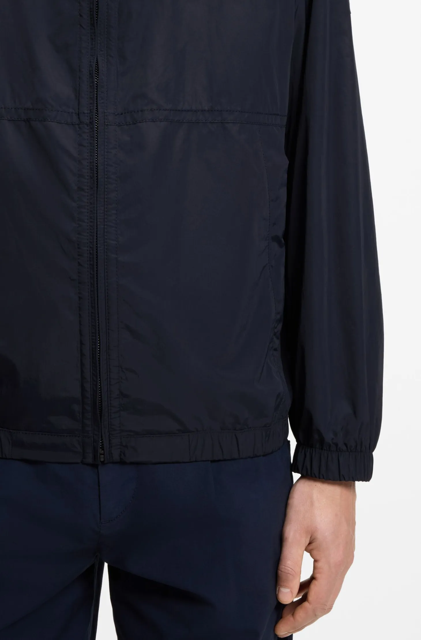 Relaxed-fit hooded jacket in water-repellent fabric