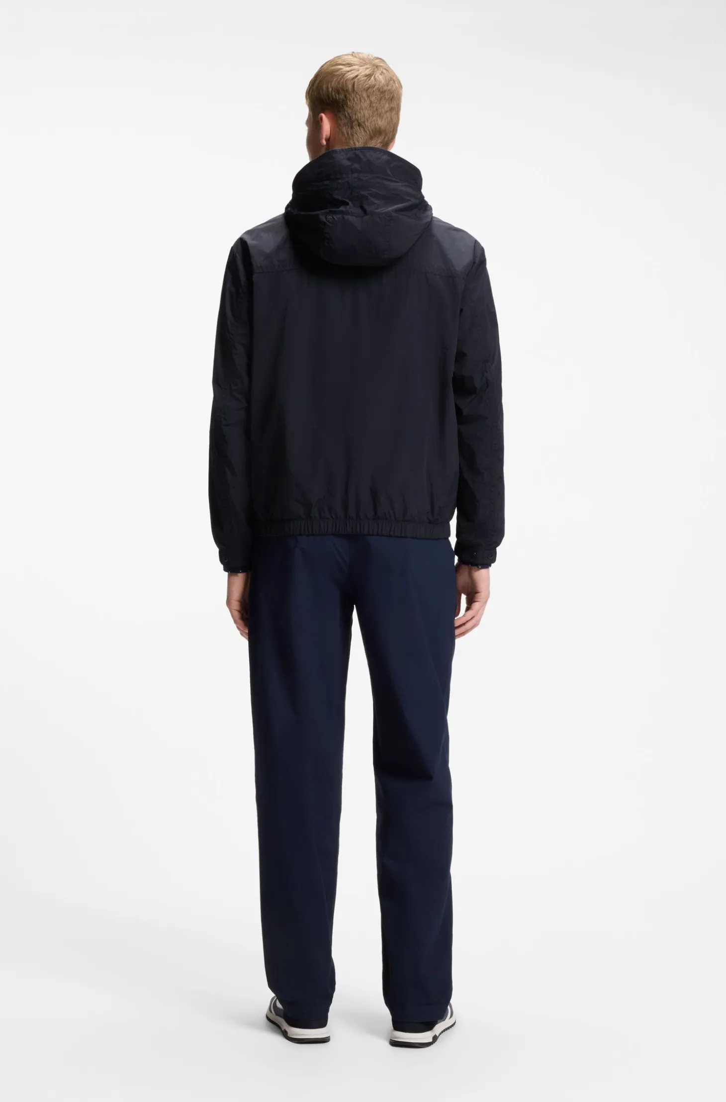 Relaxed-fit hooded jacket in water-repellent fabric