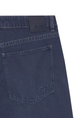 Relaxed-fit jeans with wide leg