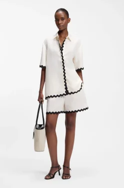Relaxed-fit shorts with zigzag tape