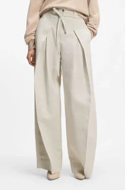 Relaxed-fit trousers in cotton and linen