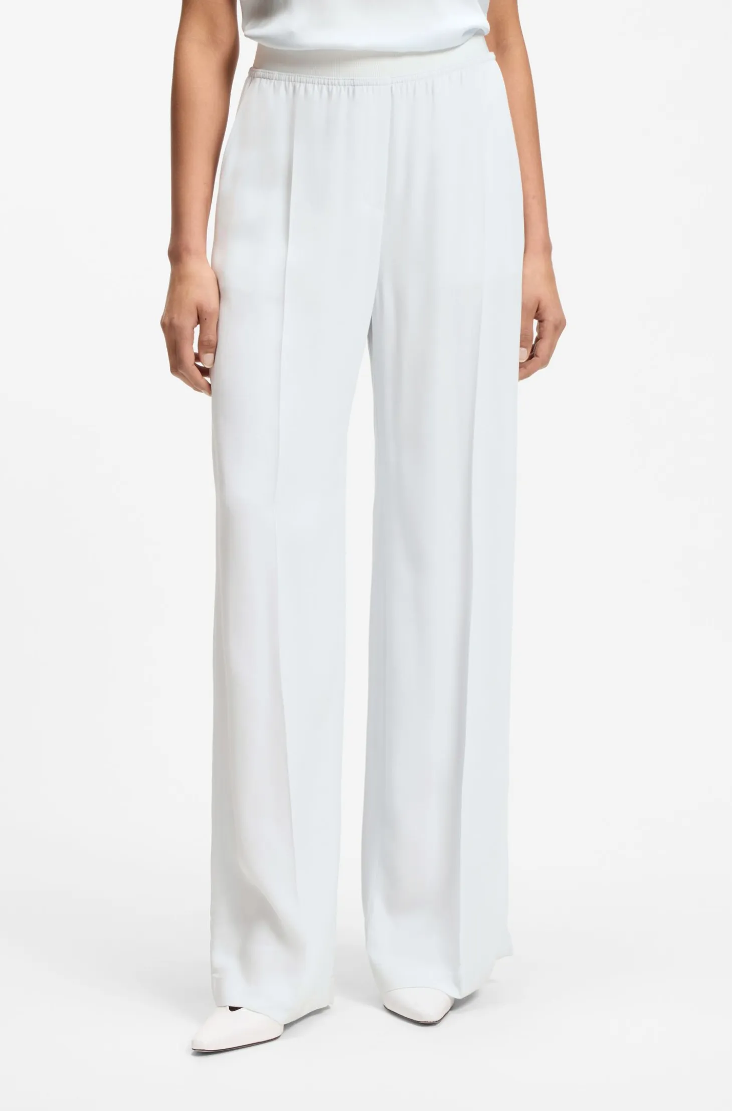Relaxed-fit trousers in fluid crepe