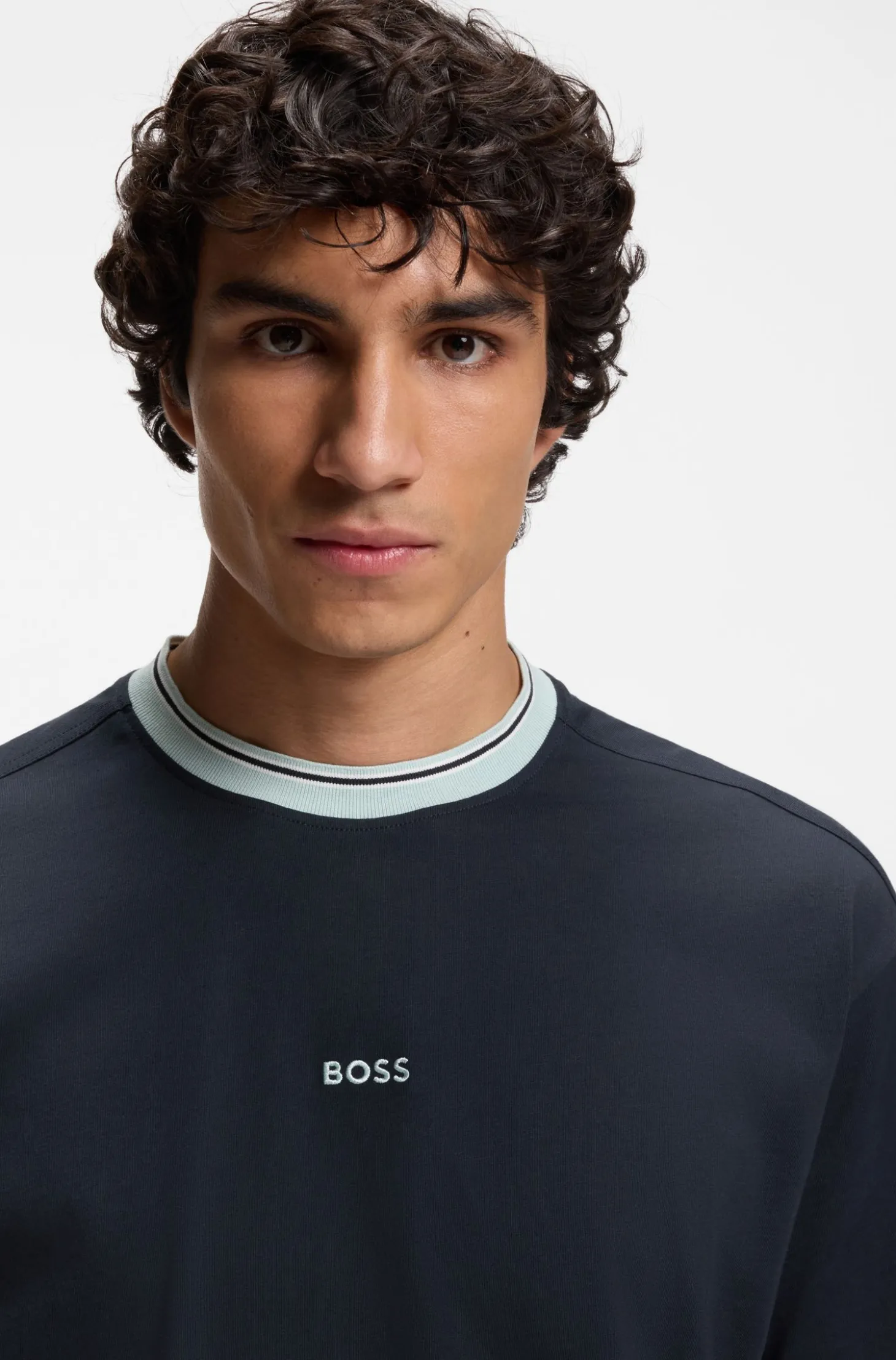 Relaxed-fit T-shirt in cotton with striped trims