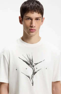Relaxed-fit T-shirt in cotton with artwork and logo