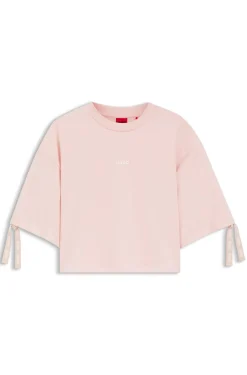 Relaxed-fit T-shirt with gathered sleeves