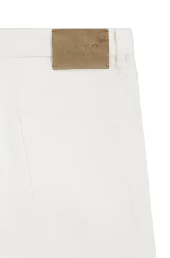 Relaxed-tapered-fit jeans