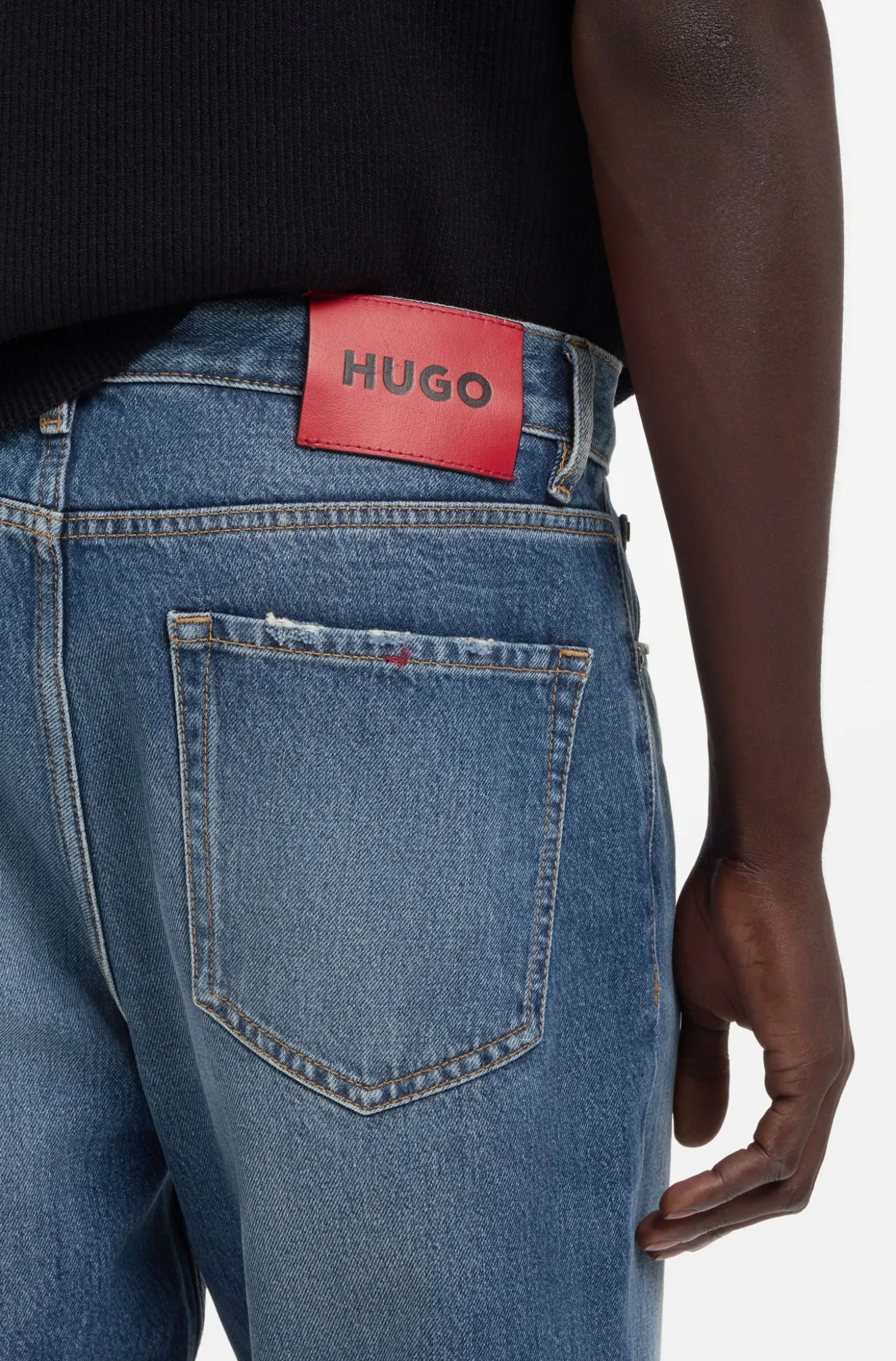 Relaxed-tapered-fit jeans in blue Egyptian-cotton denim