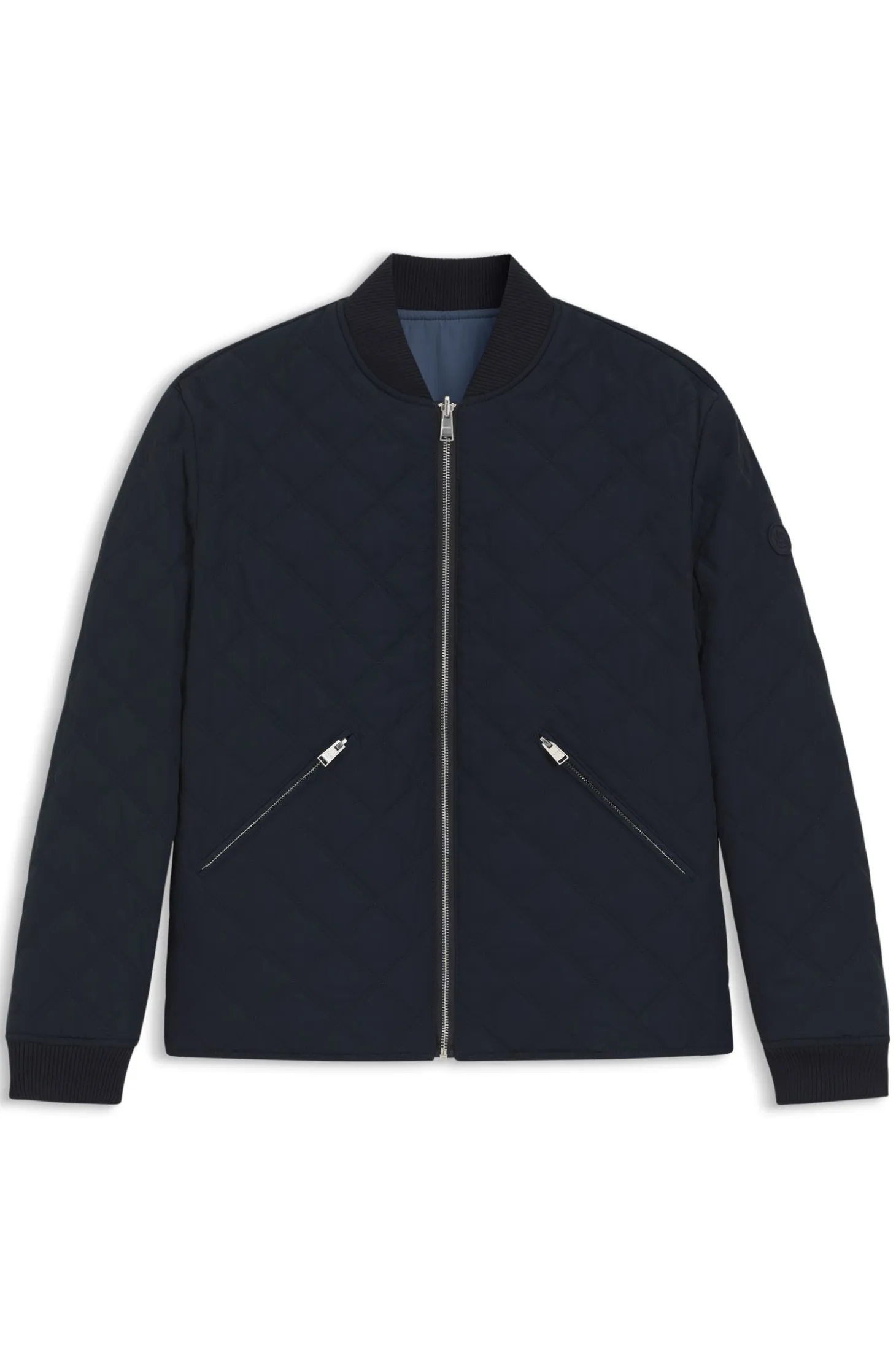Reversible water-repellent jacket with quilting