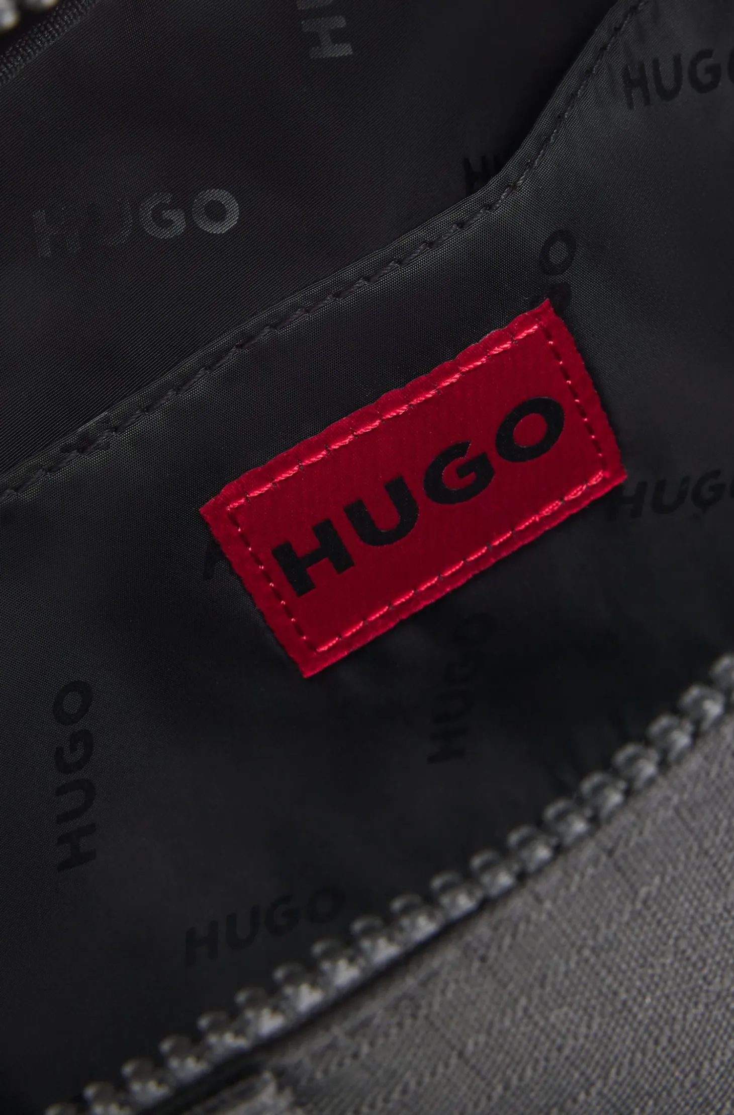 Ripstop crossbody bag with logo lettering