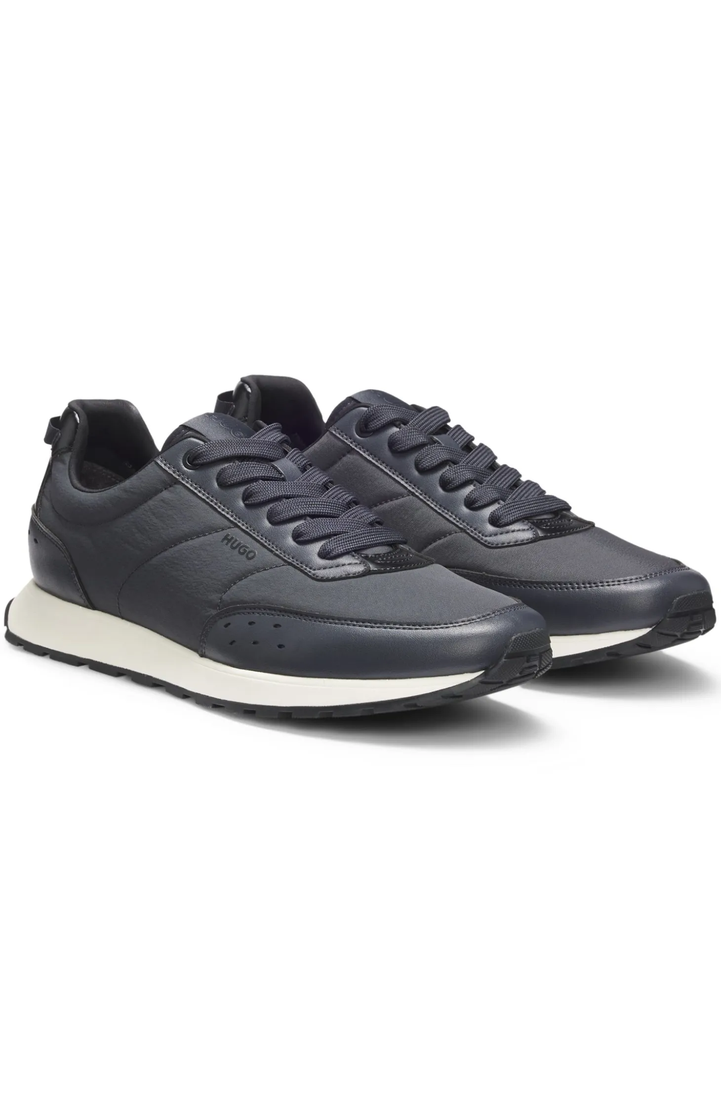 Running-inspired trainers with zigzag detailing