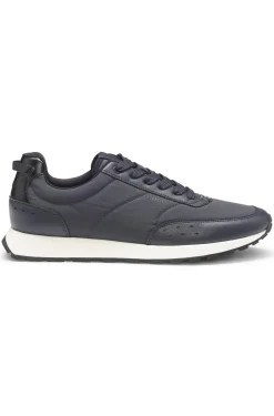 Running-inspired trainers with zigzag detailing