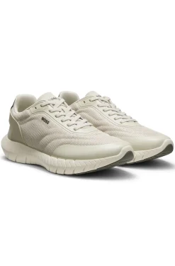 Running trainers with leather trims