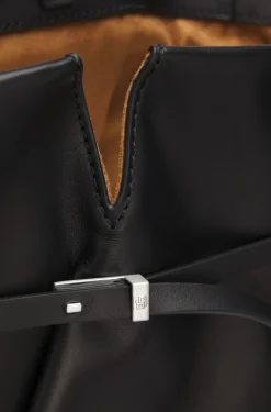 Runway BOSS Revers tote bag in leather