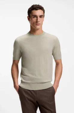 Short-sleeved knit T-shirt in merino wool