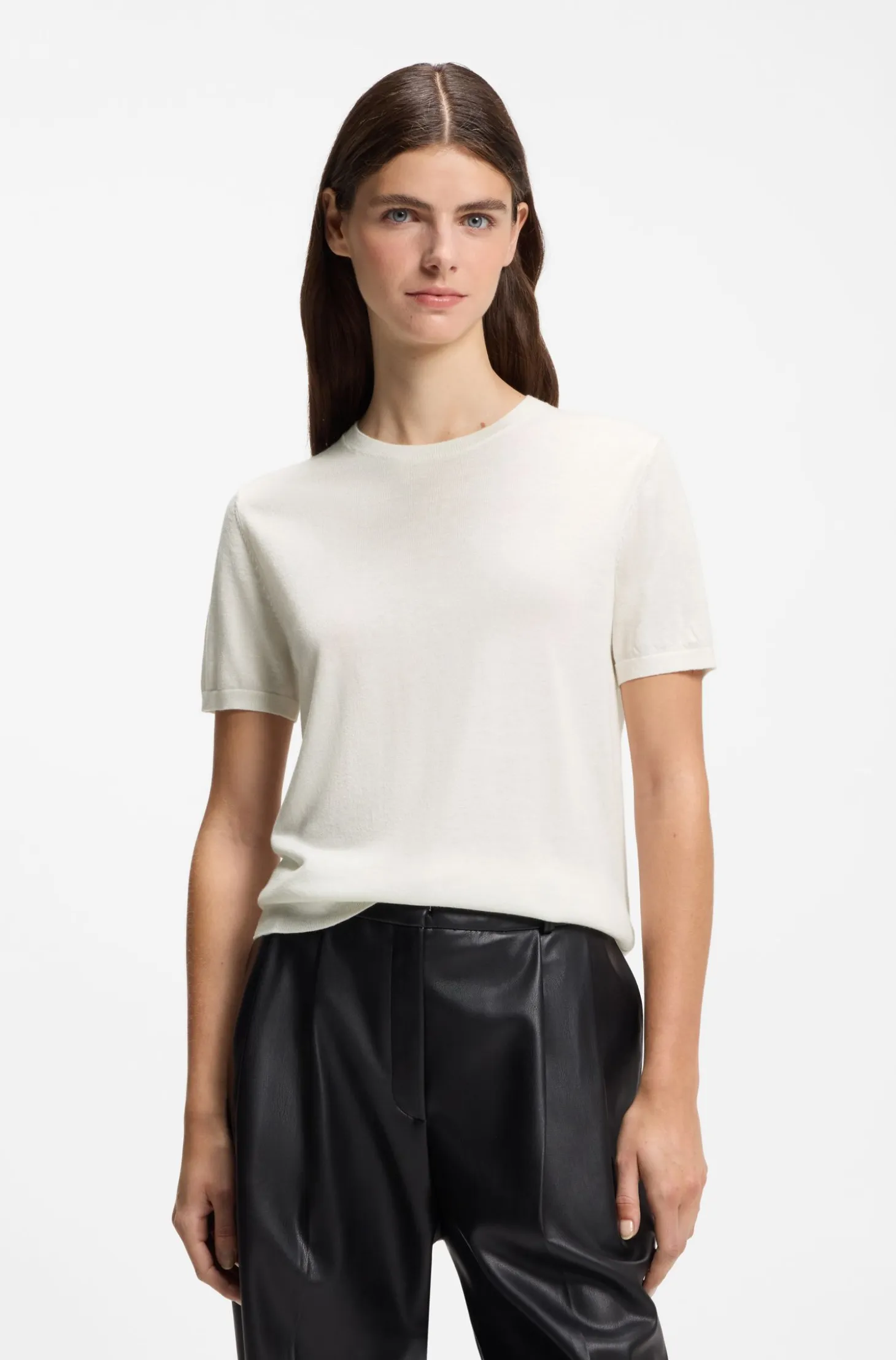 Short-sleeved sweater in a wool-cashmere blend