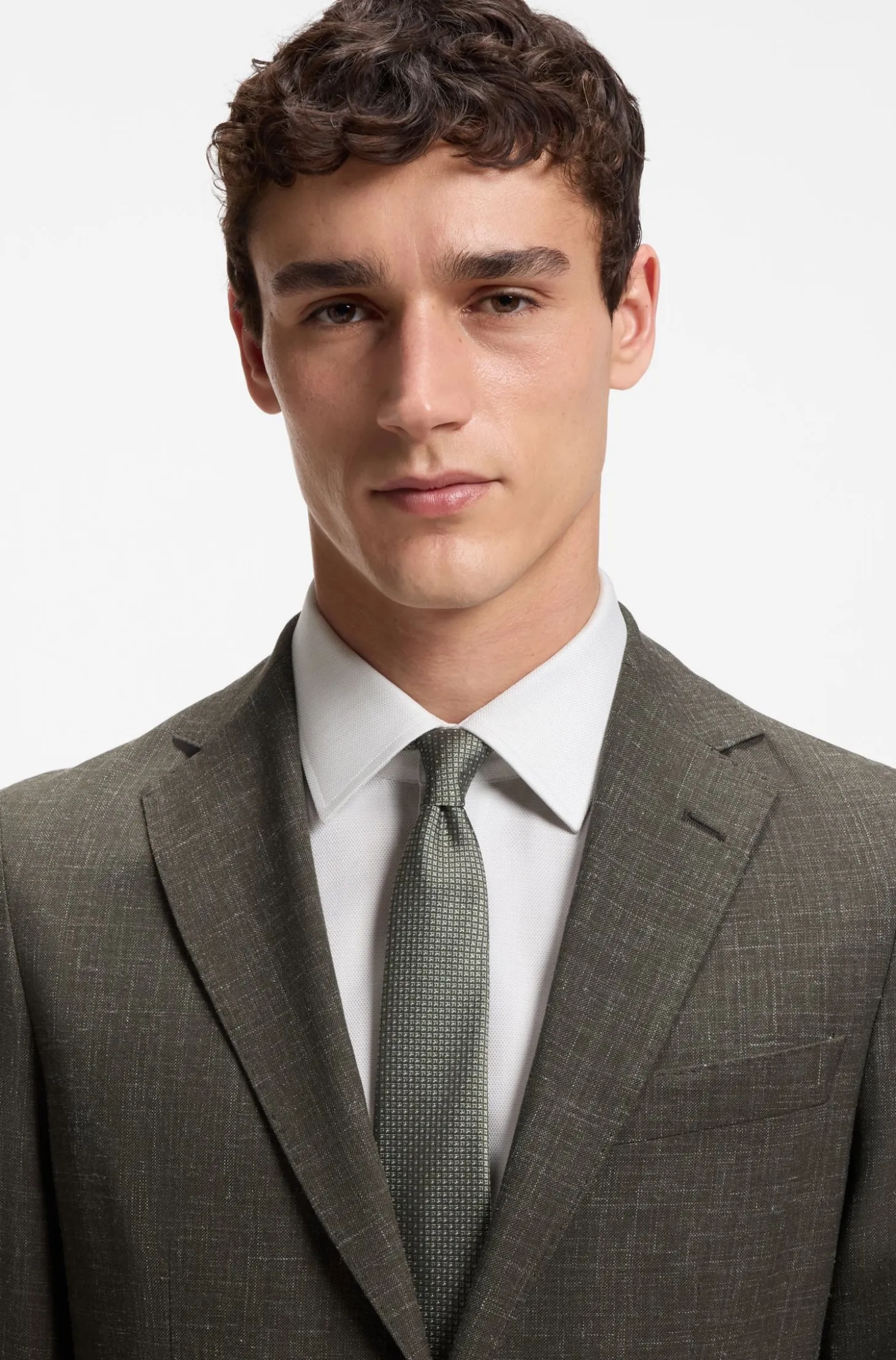 Silk-blend tie with jacquard pattern