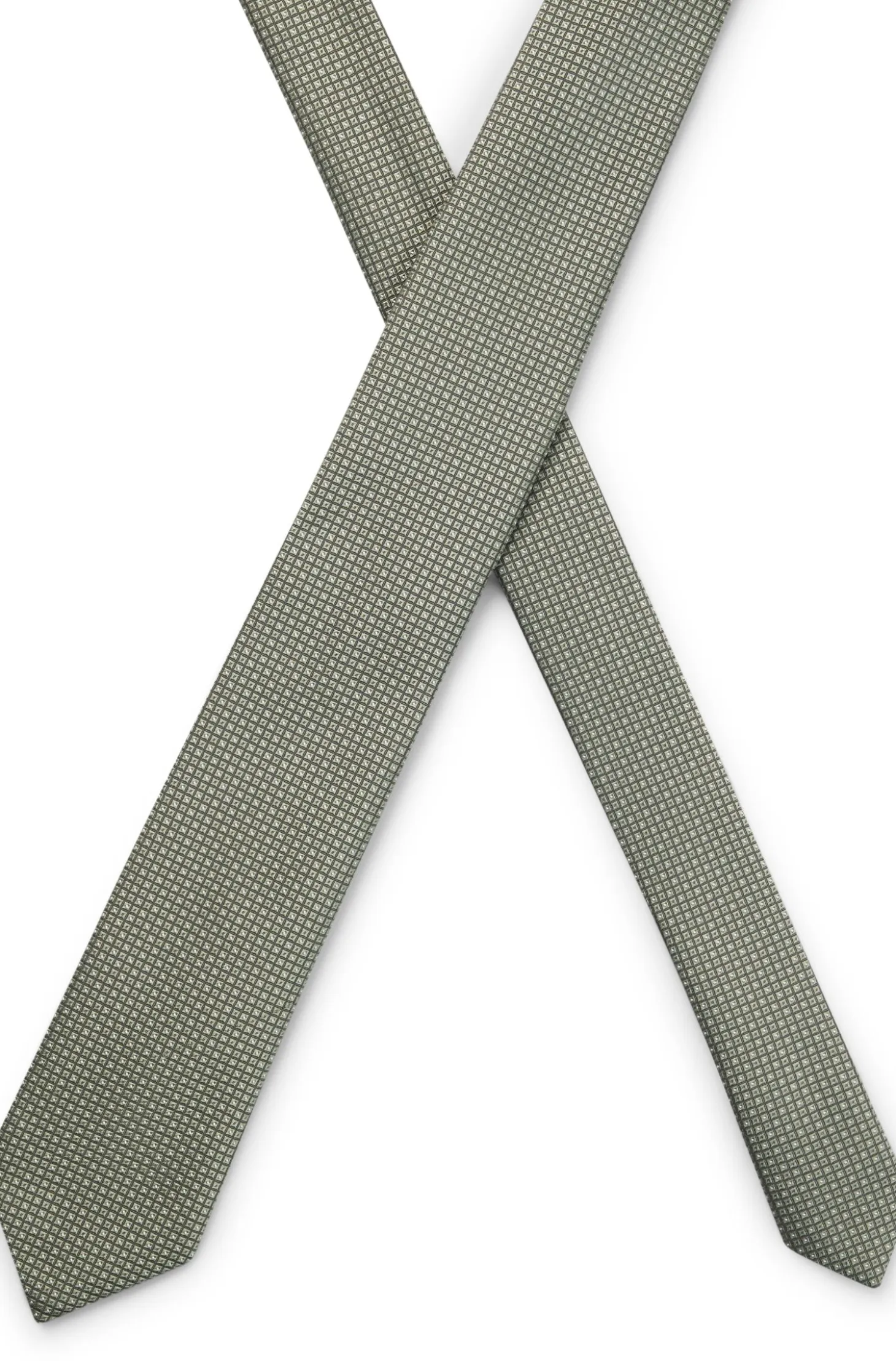 Silk-blend tie with jacquard pattern