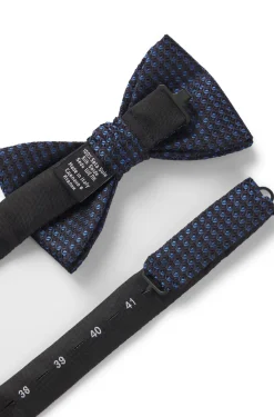 Silk bow tie with jacquard pattern