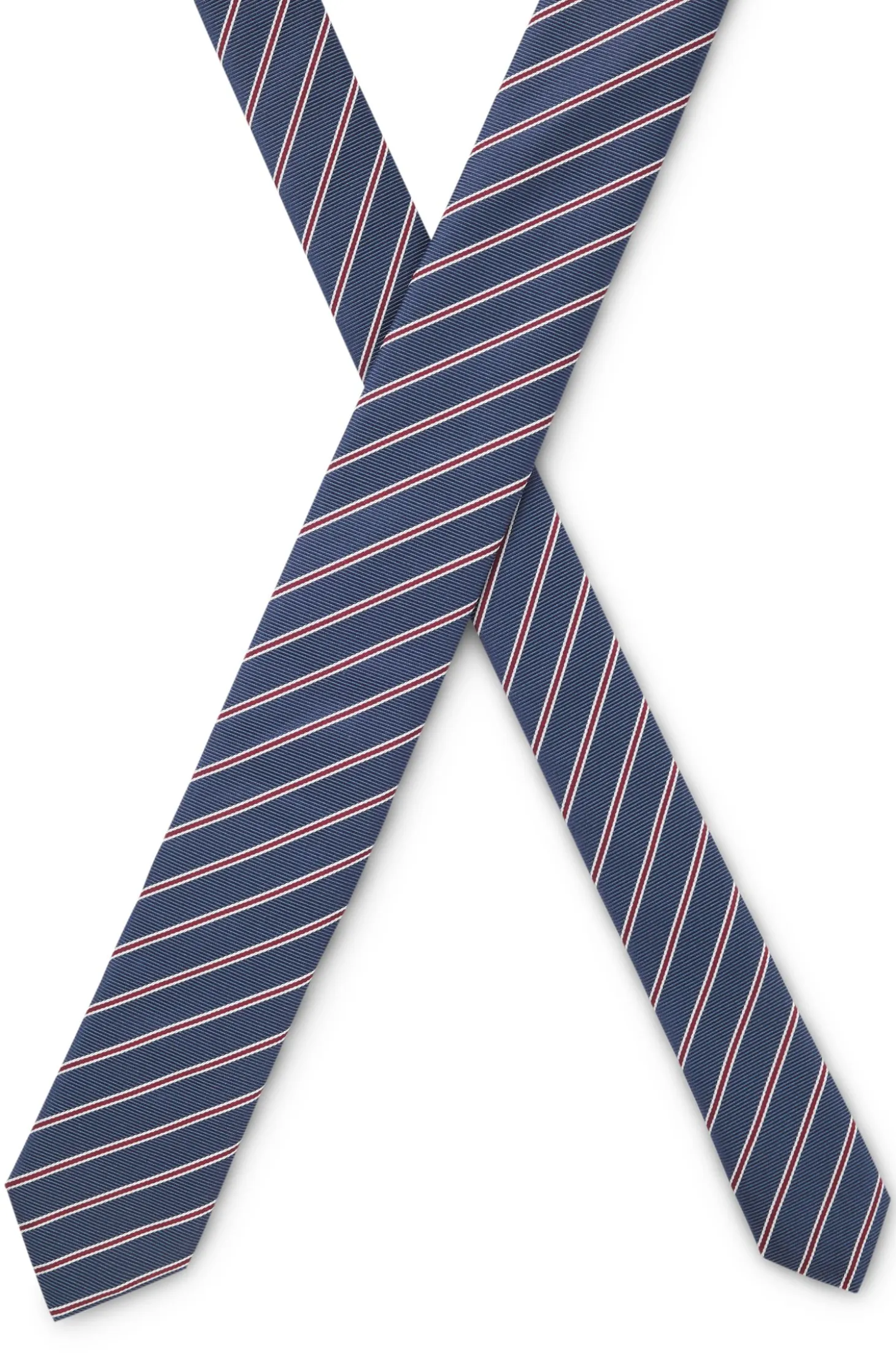 Silk tie with diagonal stripe